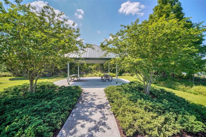 Image No.70-5 Bed Property for sale