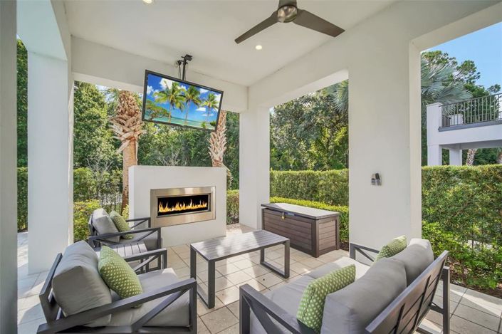 Image No.25-5 Bed Property for sale