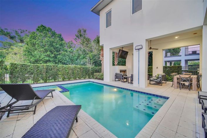 Image No.33-5 Bed Property for sale