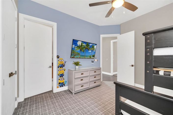 Image No.50-5 Bed Property for sale