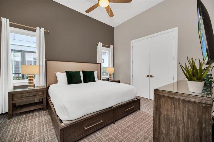 Image No.63-5 Bed Property for sale