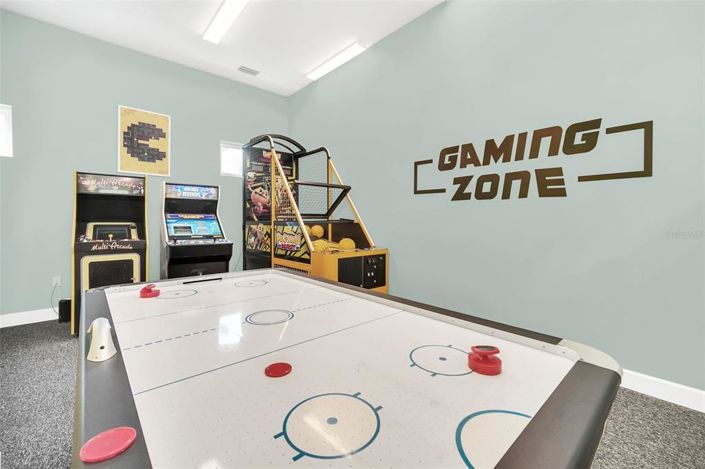 Image No.68-5 Bed Property for sale