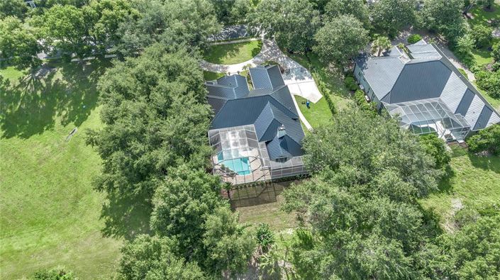 Image No.60-4 Bed Property for sale