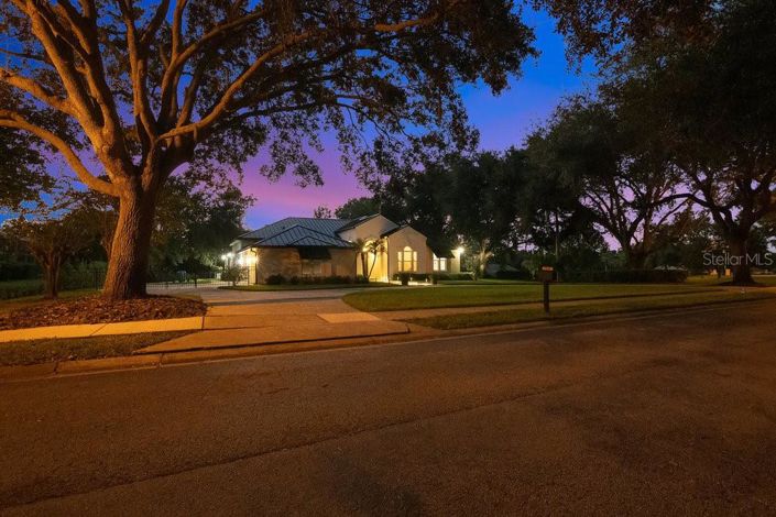 Image No.67-4 Bed Property for sale