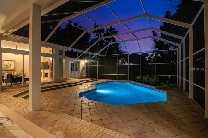 Image No.72-4 Bed Property for sale