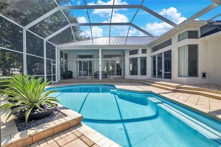 Image No.8-4 Bed Property for sale