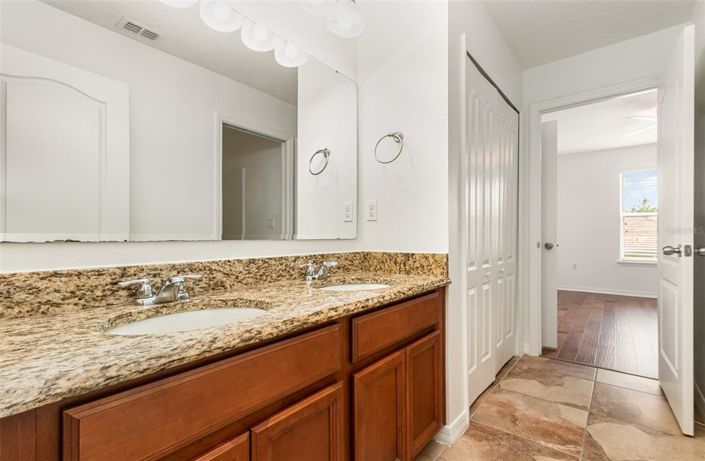 Image No.16-Propriété de 6 chambres à vendre à Kissimmee