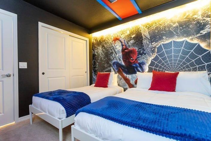 Image No.22-5 Bed Townhouse for sale