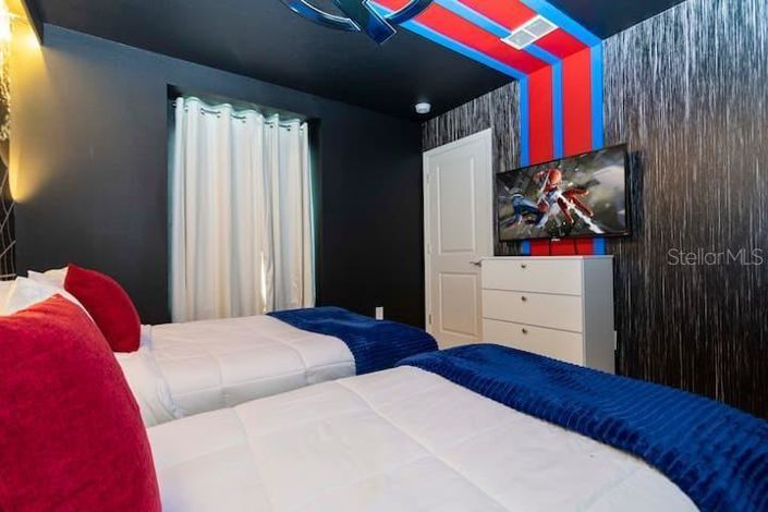 Image No.23-5 Bed Townhouse for sale