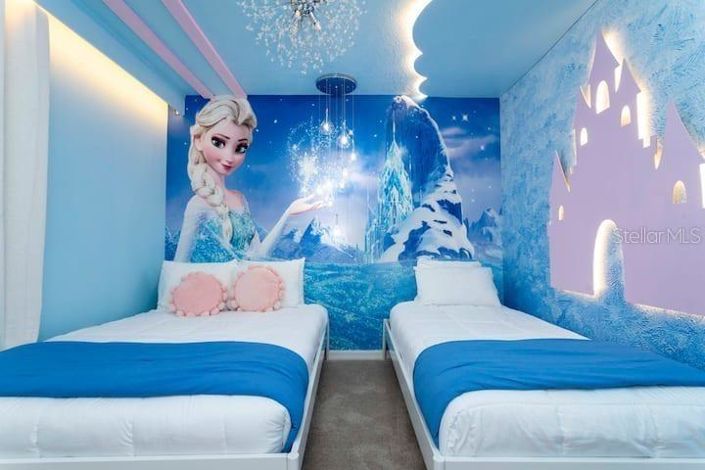 Image No.24-5 Bed Townhouse for sale