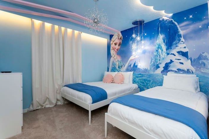 Image No.27-5 Bed Townhouse for sale