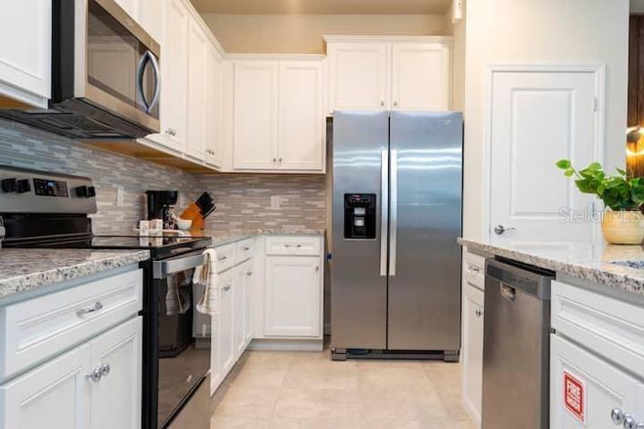 Image No.7-5 Bed Townhouse for sale