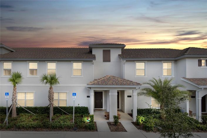 Image No.1-Maison de ville de 4 chambres à vendre à Kissimmee