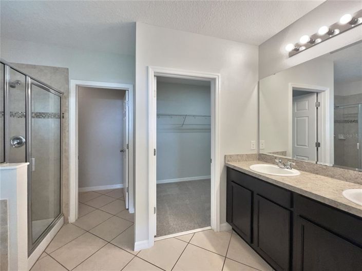 Image No.15-Propriété de 4 chambres à vendre à Davenport