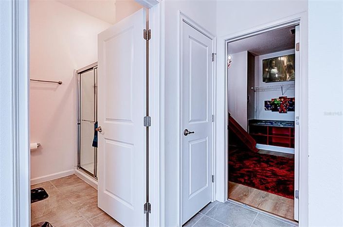 Image No.35-10 Bed Property for sale