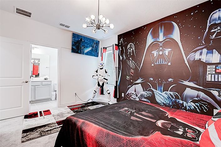 Image No.55-10 Bed Property for sale