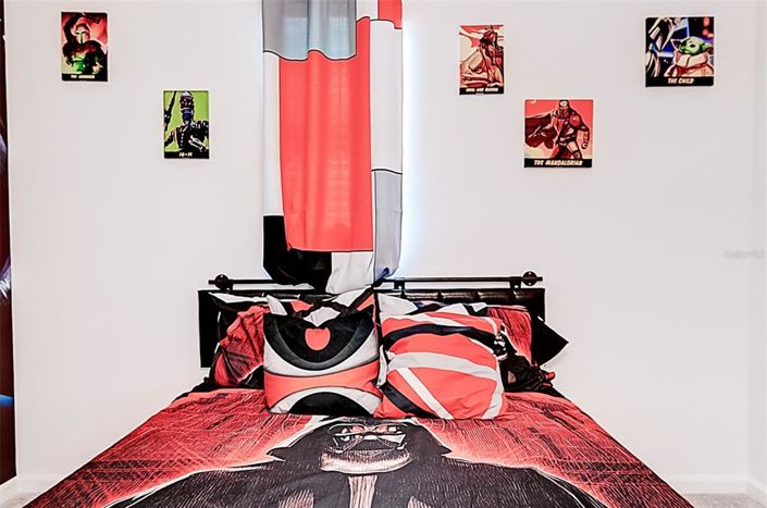 Image No.56-10 Bed Property for sale