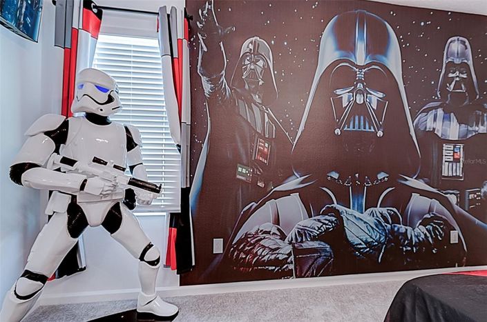 Image No.57-10 Bed Property for sale