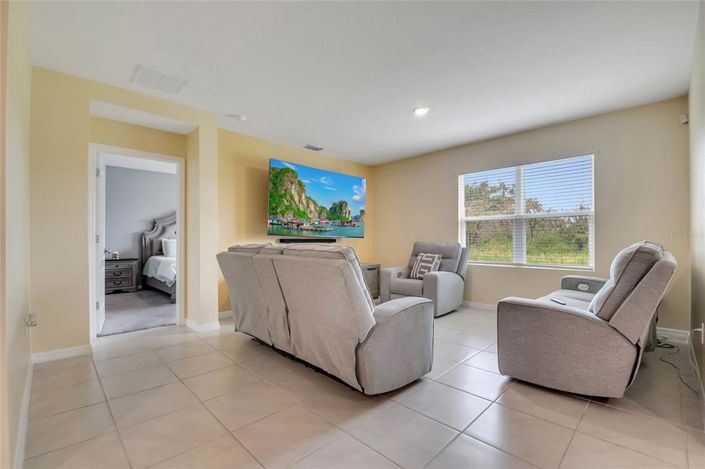 Image No.8-4 Bed Property for sale