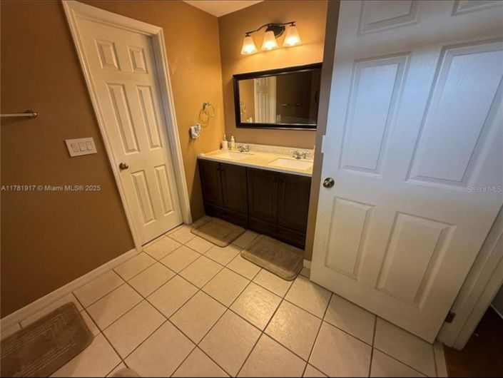 Image No.15-Propriété de 4 chambres à vendre à Davenport