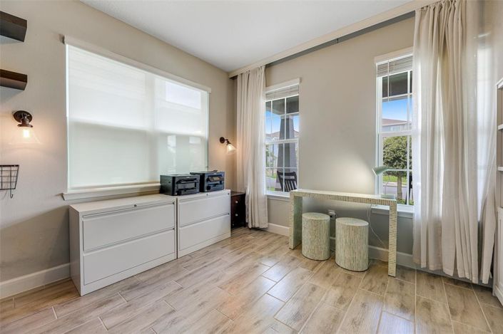 Image No.15-5 Bed Property for sale