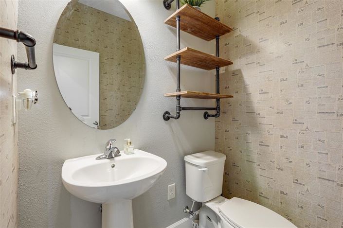 Image No.17-5 Bed Property for sale