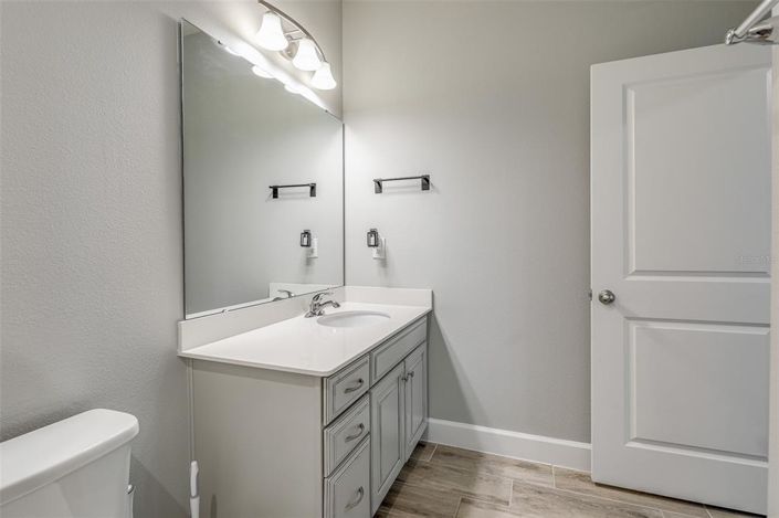 Image No.25-5 Bed Property for sale