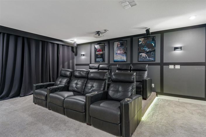 Image No.31-5 Bed Property for sale