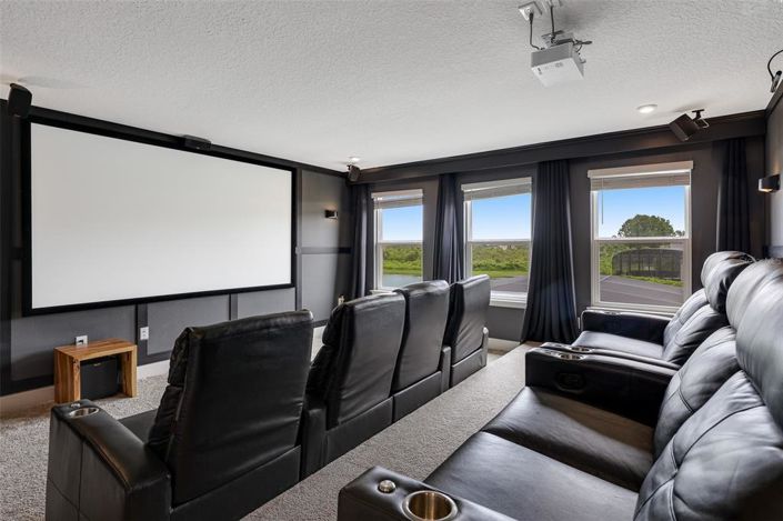 Image No.32-5 Bed Property for sale