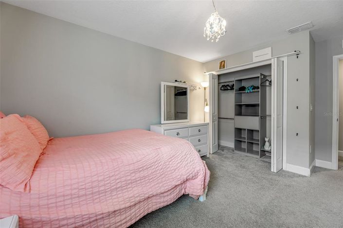 Image No.52-5 Bed Property for sale