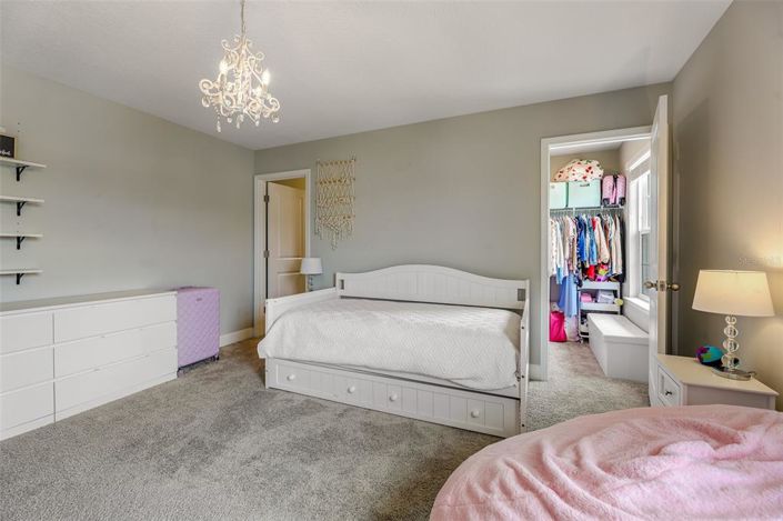 Image No.59-5 Bed Property for sale