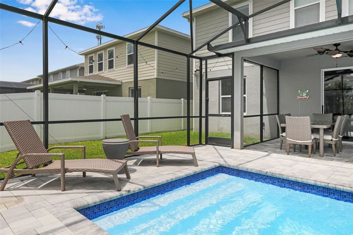 Image No.68-5 Bed Property for sale