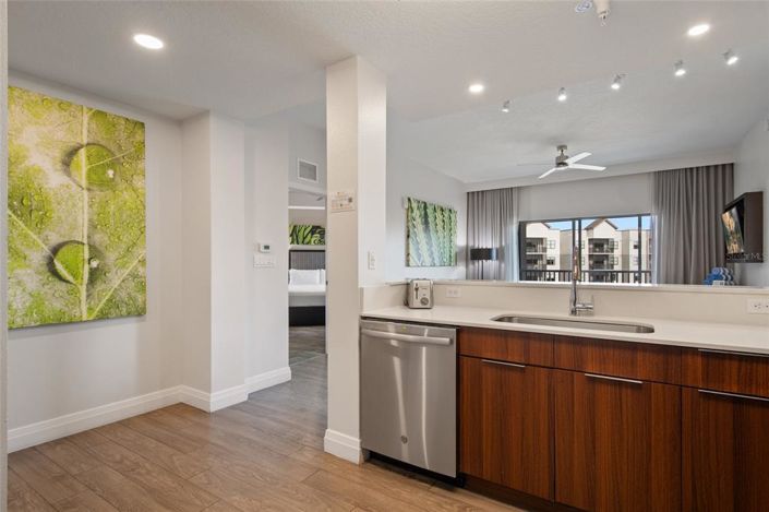 Image No.17-2 Bed Property for sale