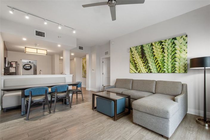 Image No.9-2 Bed Property for sale