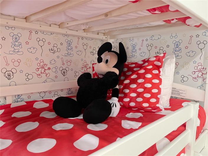 Image No.36-7 Bed Property for sale