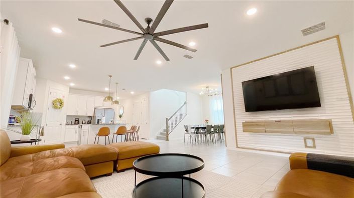 Image No.38-7 Bed Property for sale