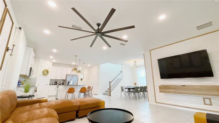 Image No.60-7 Bed Property for sale