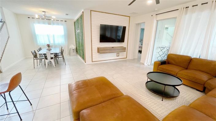 Image No.64-7 Bed Property for sale