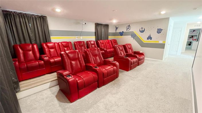 Image No.75-7 Bed Property for sale