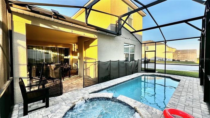 Image No.83-7 Bed Property for sale