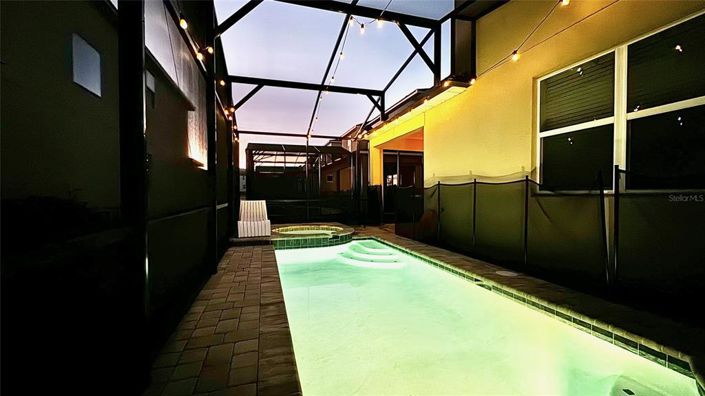 Image No.89-7 Bed Property for sale