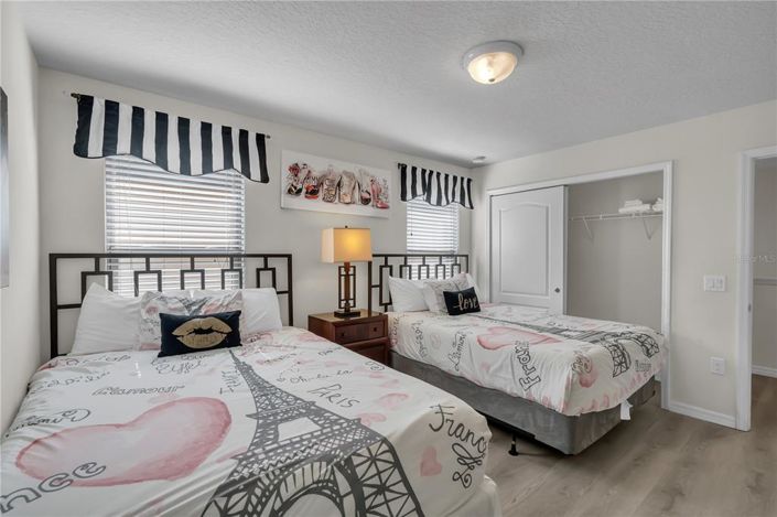 Image No.32-Propriété de 8 chambres à vendre à Kissimmee