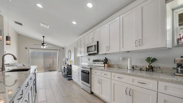 Image No.4-Propriété de 4 chambres à vendre à Davenport