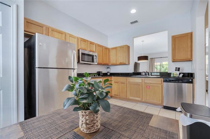 Image No.11-3 Bed Townhouse for sale