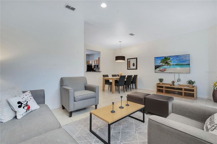 Image No.24-3 Bed Townhouse for sale