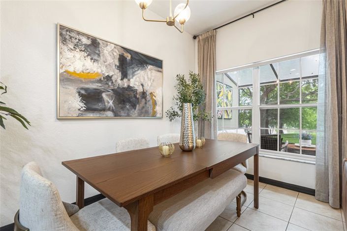 Image No.19-4 Bed Townhouse for sale