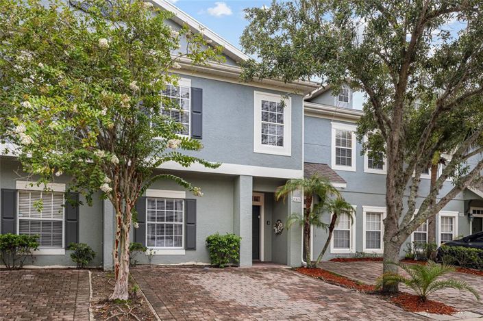 Image No.2-4 Bed Townhouse for sale