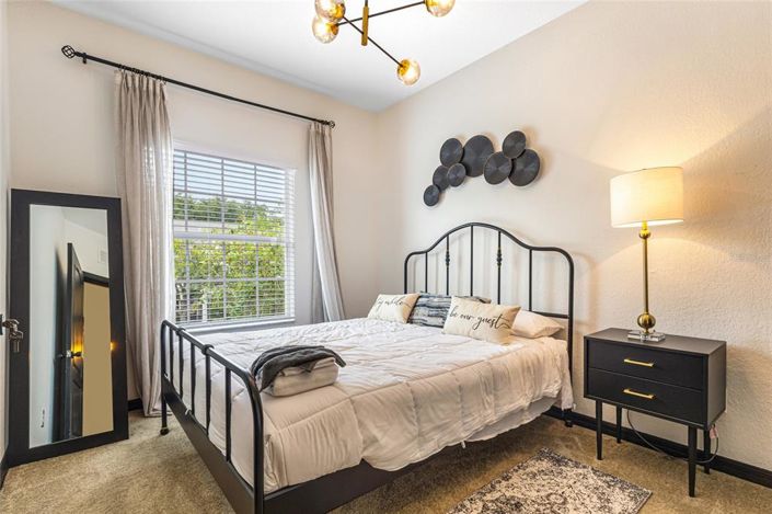 Image No.22-4 Bed Townhouse for sale