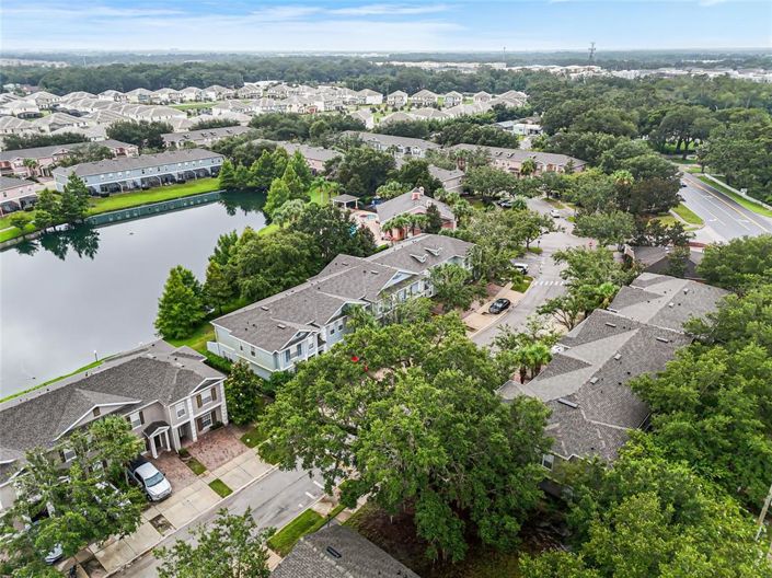 Image No.32-4 Bed Townhouse for sale