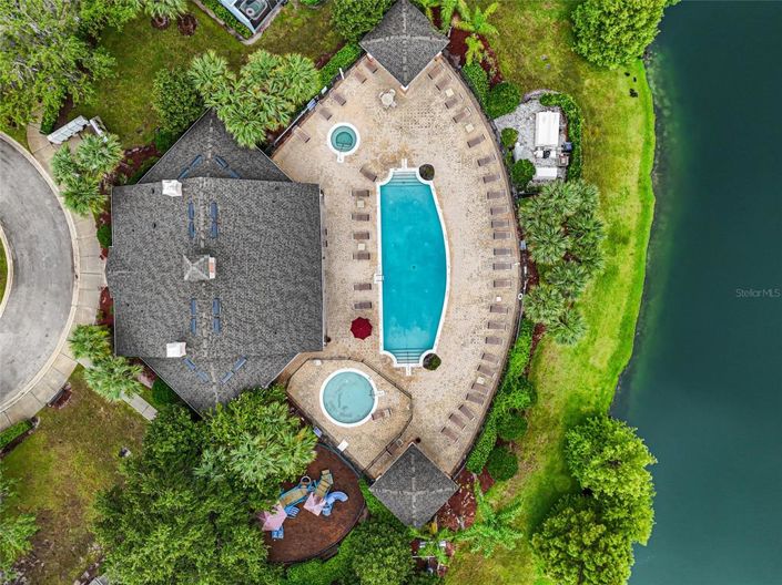 Image No.37-4 Bed Townhouse for sale